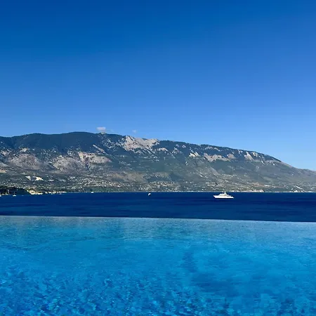 فيلة Odysseus Kefalonia *